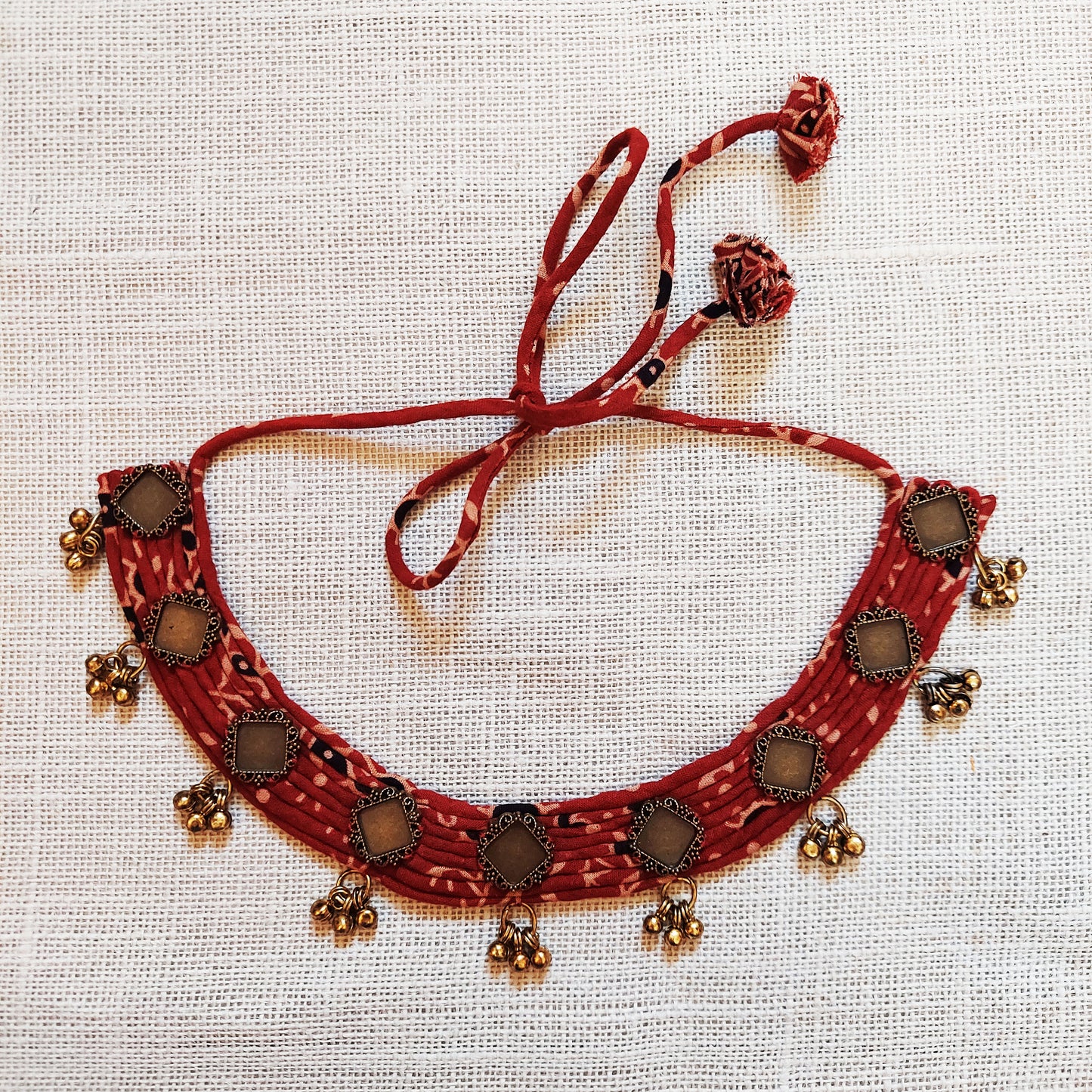 Indian Maroon Choker