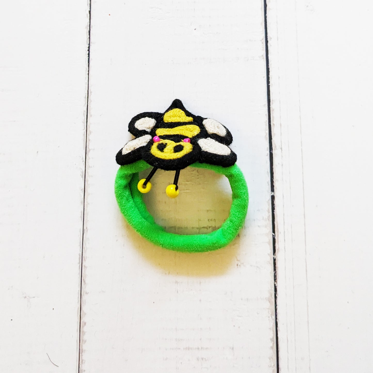 Bee Rubberband