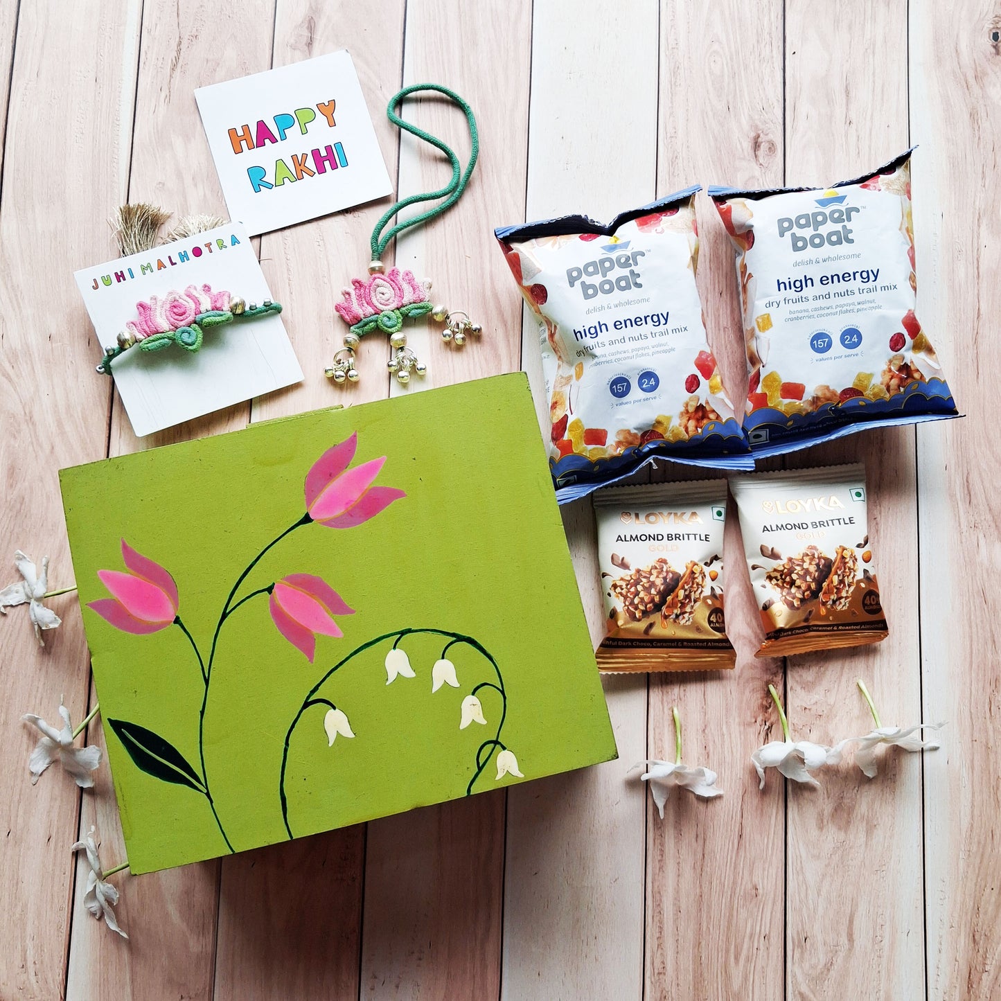 Lotus Goodies Hamper