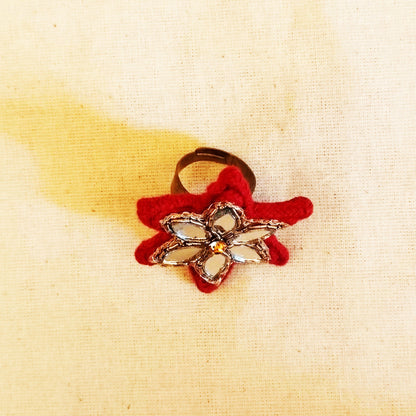 Red Star Ring