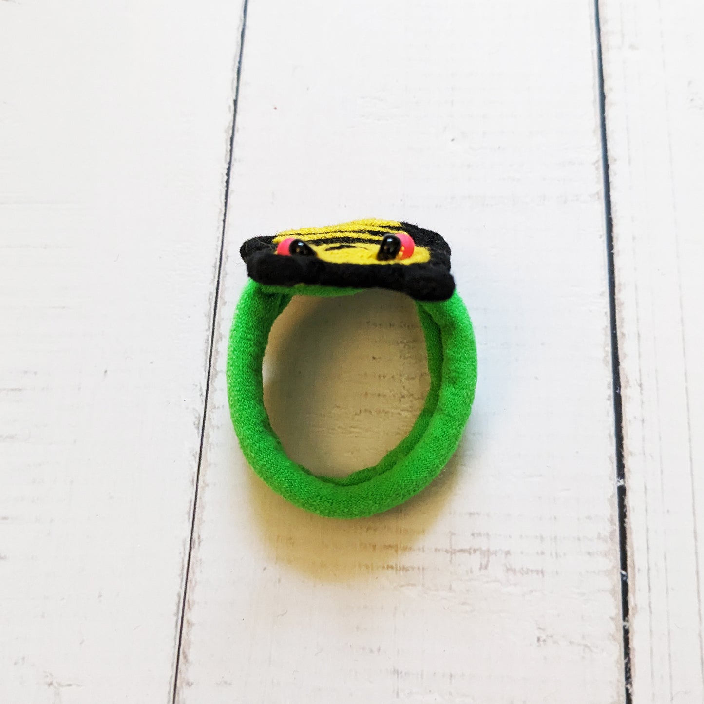 Bumble Bee Rubberband