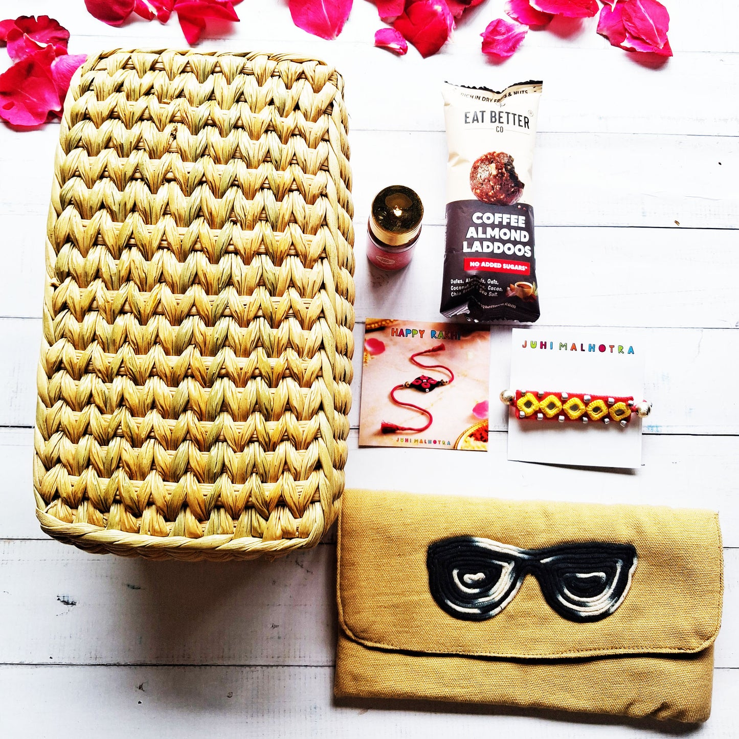 Cool Eyewear Hamper