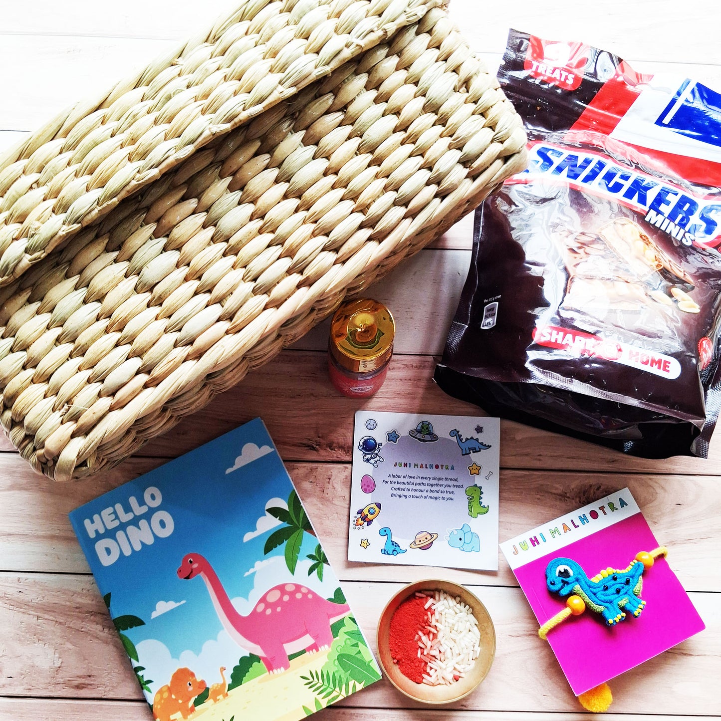 Big Dino Hamper