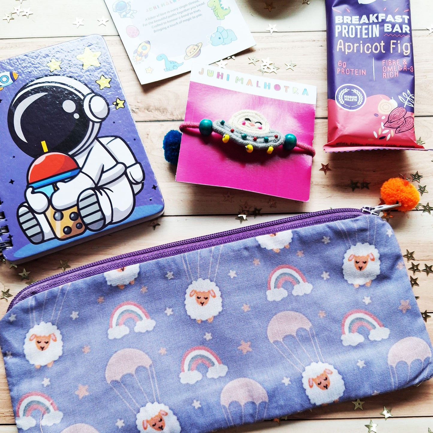 Spaceship Hamper