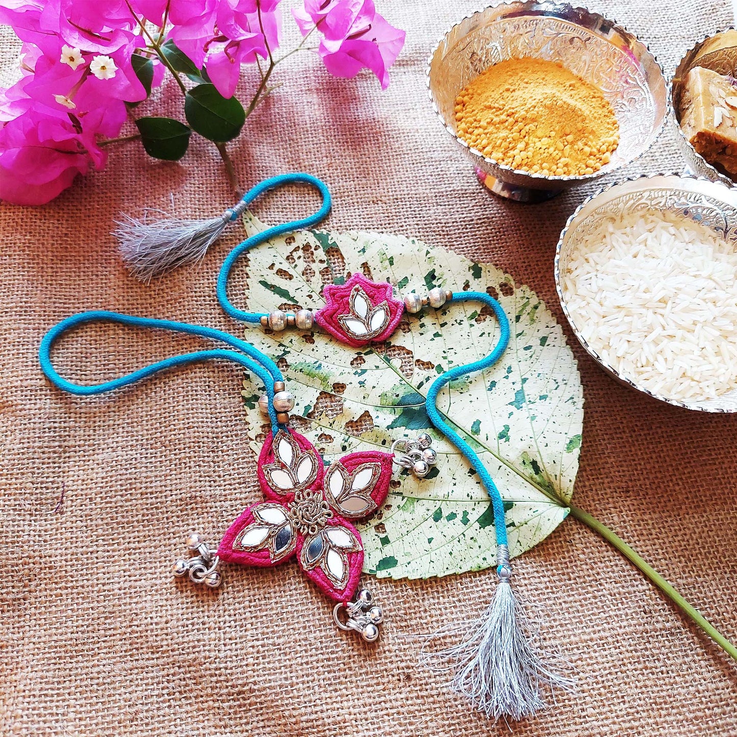 Lotus Sitara Rakhi Lumba set