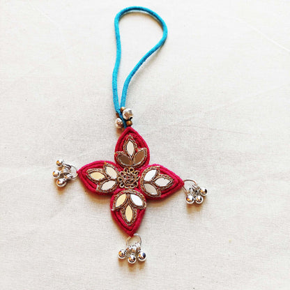 Lotus Sitara Rakhi Lumba set