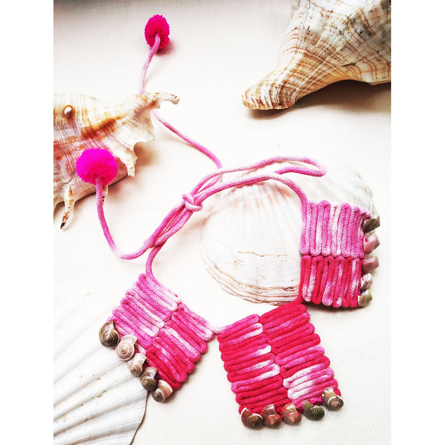 Candy Seashell Choker